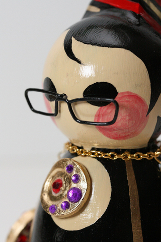 Illustration for article titled Somebody Makes Real Dolls Of The Bayonetta Dolls